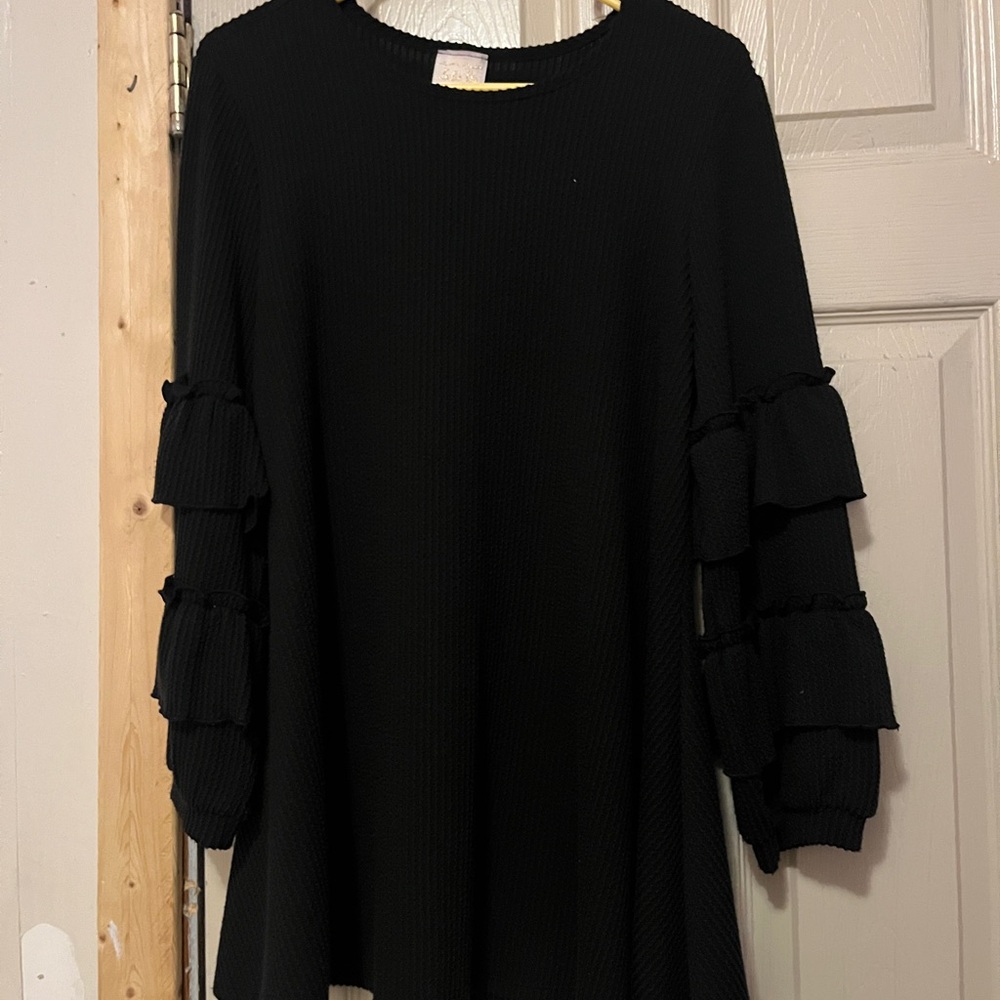 Zadie Bs black top
